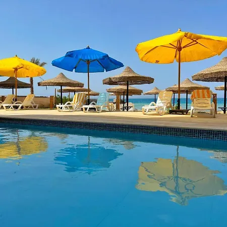Moon Beach Suites