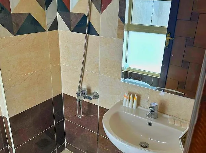Moon Suites Szálloda
