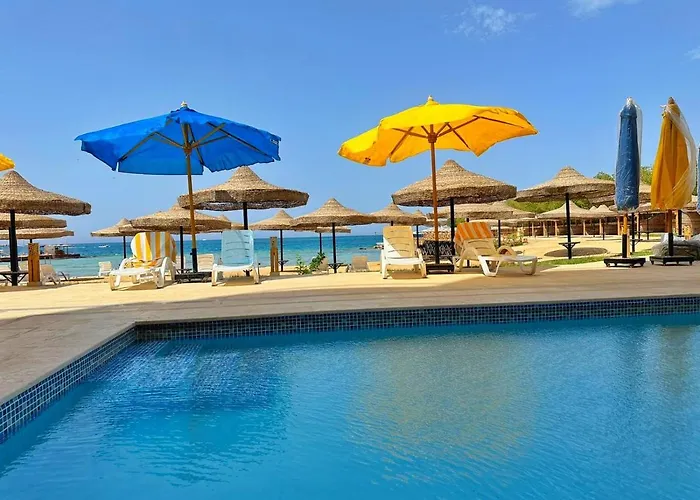 Moon Suites Gurdaka