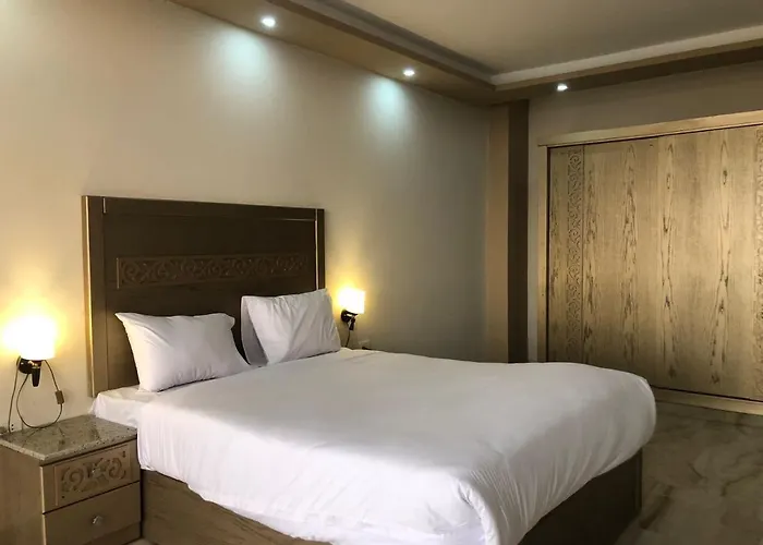 Moon Suites 4* Gurdaka